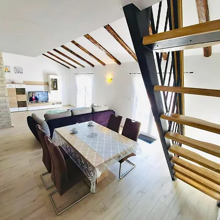 Viskic Apartment