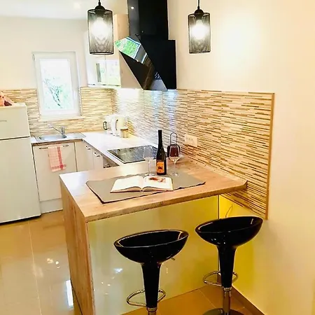 Apartment Viskic Supetarska Draga